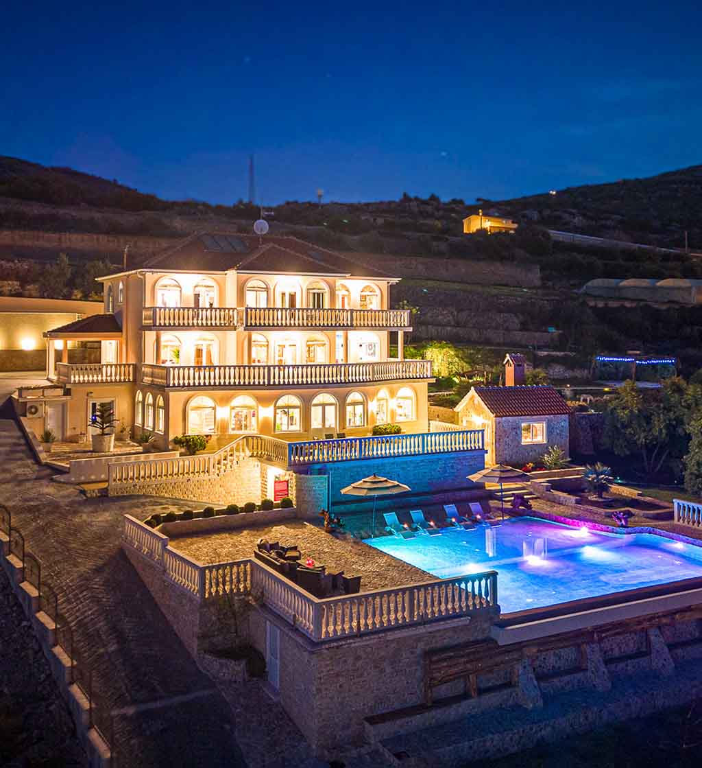 Luxury villa citrine